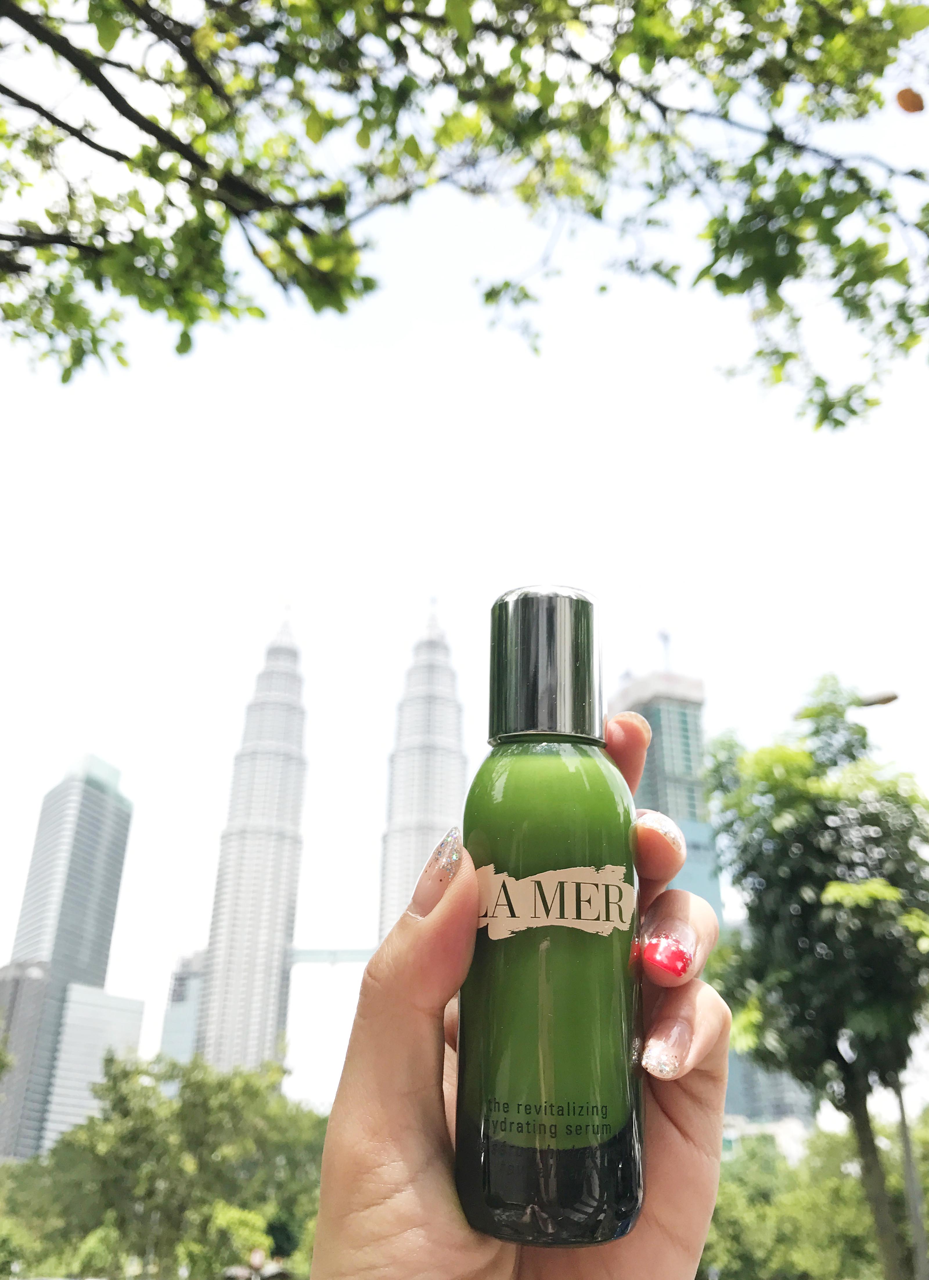 La Mer Revitalizing Serum