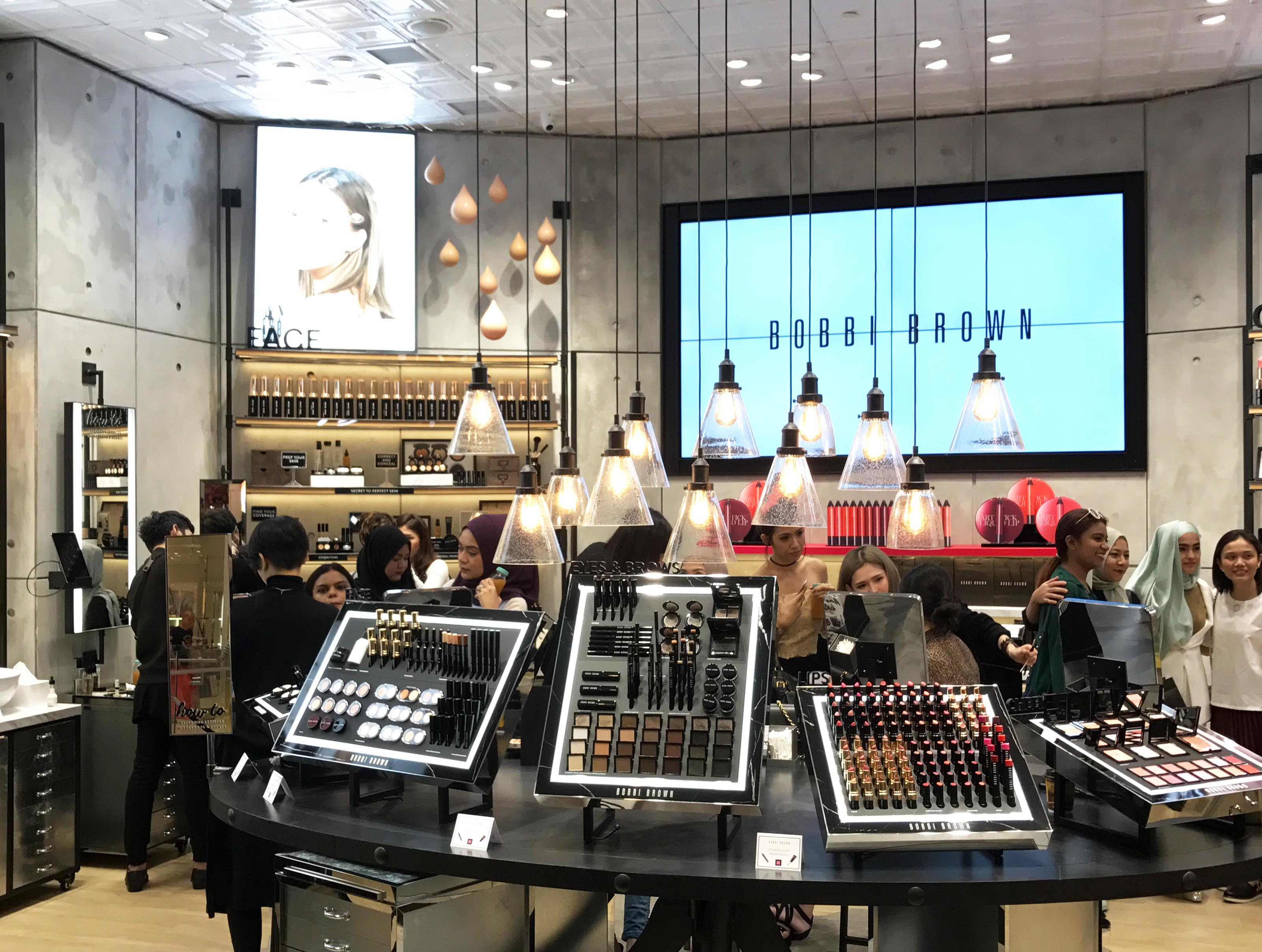 Bobbi Brown Pavilion Store