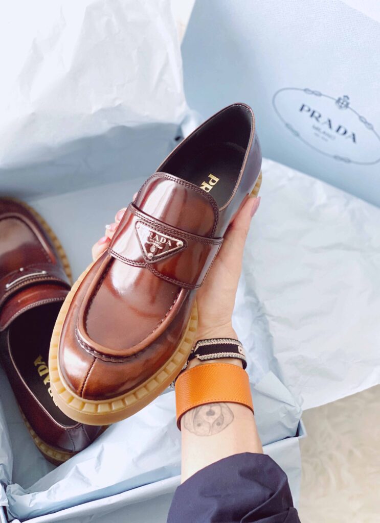 Total 97+ imagen prada loafers review - Abzlocal.mx